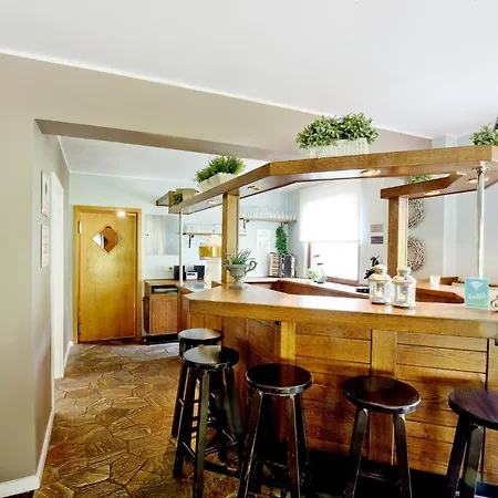 Westerwald Ferien - 21 Personen - Kino, Bar, Sauna Und Whirlpool Schutzbach